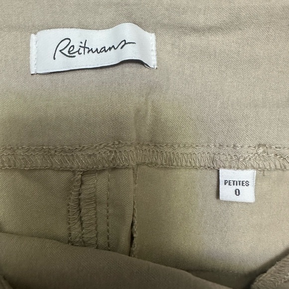 Reitmans dressy long shorts - Picture 2 of 3